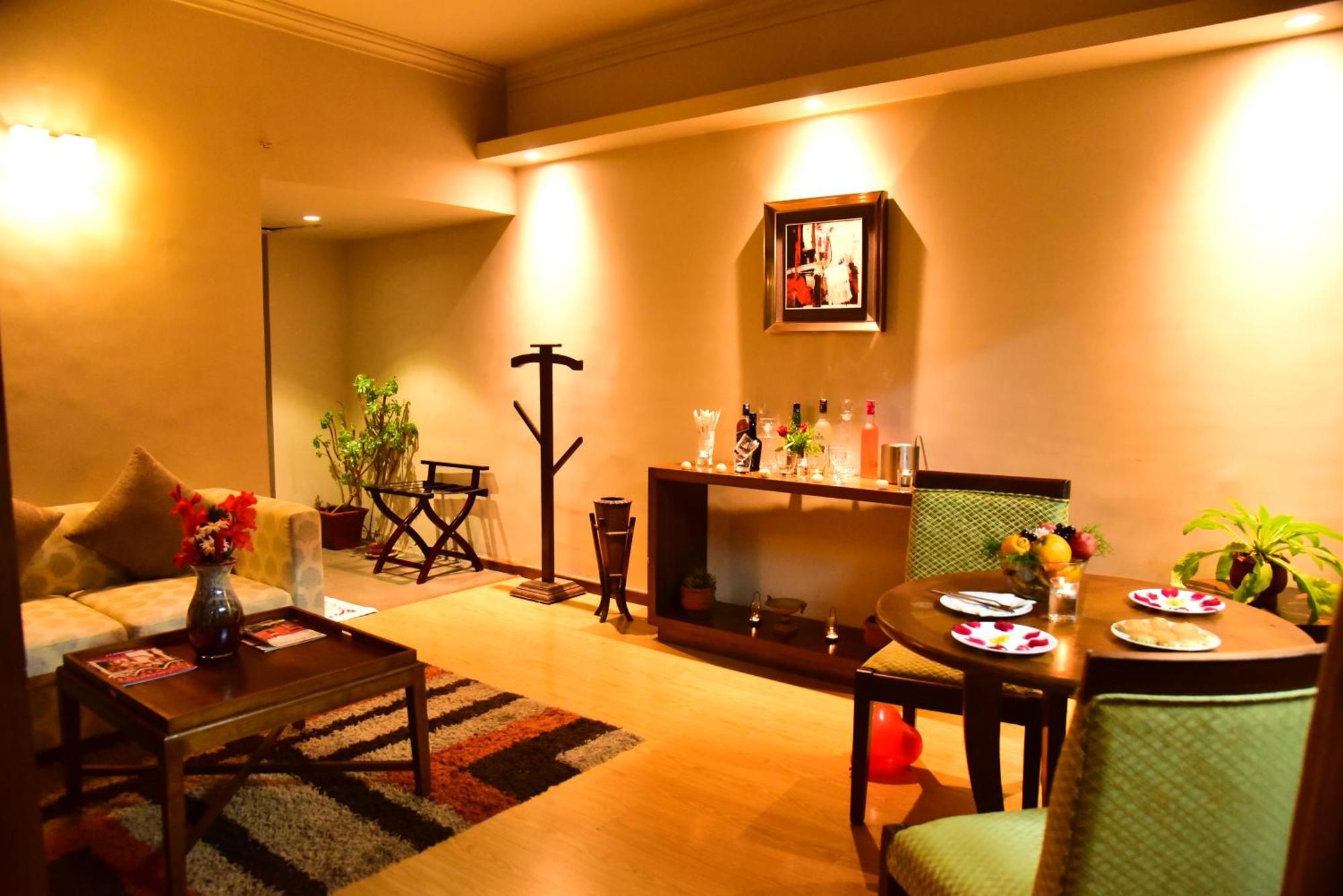 Hotel Sinclairs Retreat Ooty Extérieur photo